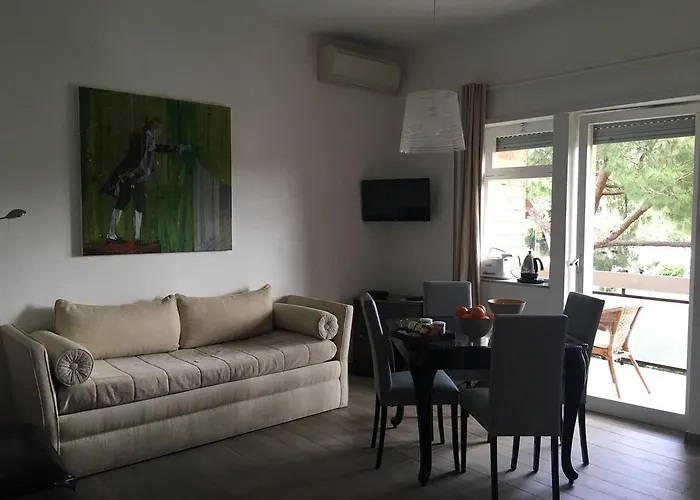 Megi San Peter Apartment
